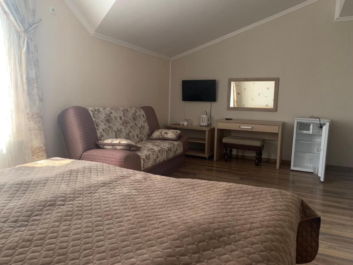 Richky Hotel ตรุสคาเวตส์ ภายนอก รูปภาพ